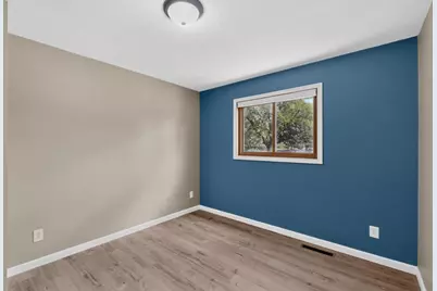 5633 Saint Mary Drive NW, Rochester, MN 55901 - Photo 32