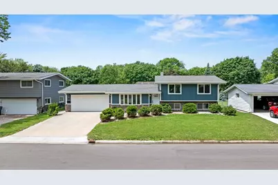600 Lawrence Street, Marshall, MN 56258 - Photo 2