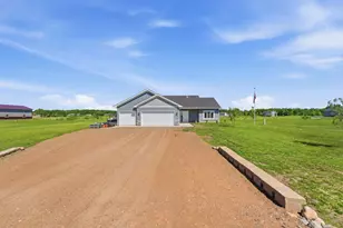8594 Dolphin Rd, Princeton, MN 55371 - Photo 2