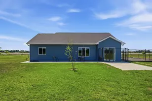 8594 Dolphin Rd, Princeton, MN 55371 - Photo 4
