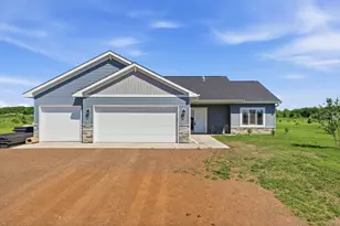 8594 Dolphin Rd, Princeton, MN 55371 - Photo 1