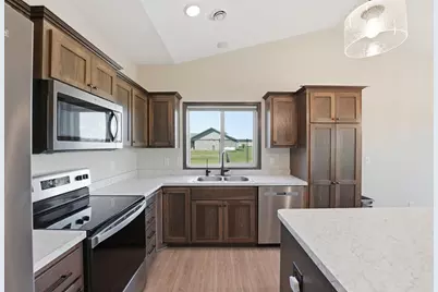 8594 Dolphin Road, Princeton, MN 55371 - Photo 8