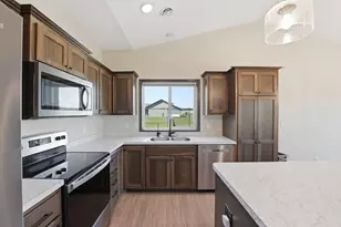 8594 Dolphin Rd, Princeton, MN 55371 - Photo 8