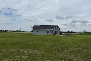8594 Dolphin Rd, Princeton, MN 55371 - Photo 2