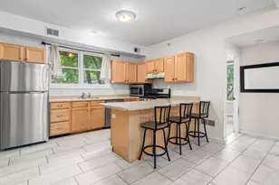 2827 Bryant Ave N, Minneapolis, MN 55411 - Photo 1