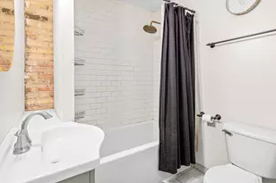 2827 Bryant Ave N, Minneapolis, MN 55411 - Photo 4