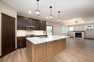 216 Dancing Waters Cir, Mankato, MN 56001 - Photo 4