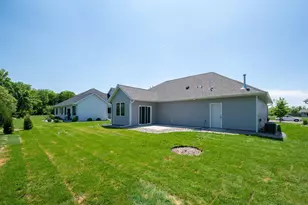 216 Dancing Waters Cir, Mankato, MN 56001 - Photo 22