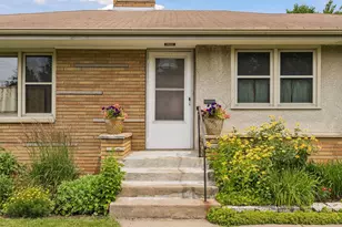 375 Jessamine Ave W, Saint Paul, MN 55117 - Photo 4