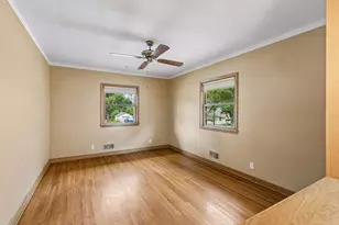 375 Jessamine Ave W, Saint Paul, MN 55117 - Photo 22
