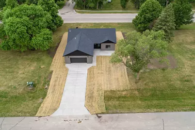 313 1st Street NE, Rothsay, MN 56579 - Photo 4