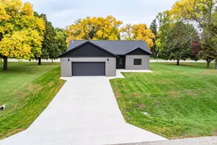 313 1st St NE, Rothsay, MN 56579 - Photo 1