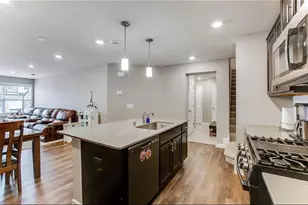 4784 Equine Trl, Woodbury, MN 55129 - Photo 6