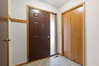15720 Gallery Avenue, Apple Valley, MN 55124 - Photo 10