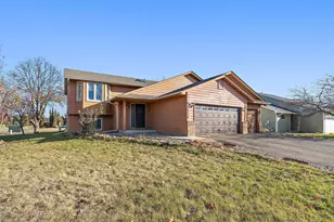 15720 Gallery Ave, Apple Valley, MN 55124 - Photo 22