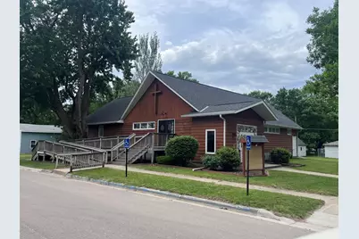 605 9th Ave, Clarkfield, MN 56223 - Photo 2