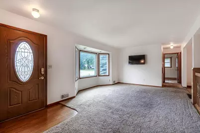 100 Meadow Lane, Mankato, MN 56001 - Photo 2