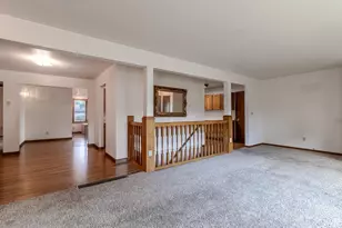100 Meadow Ln, Mankato, MN 56001 - Photo 4