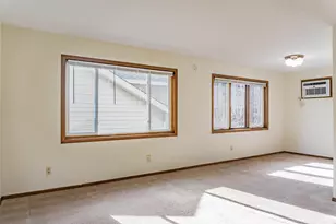 904 9th Ave SE, Minneapolis, MN 55414 - Photo 4