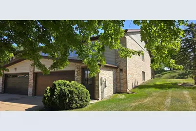 1933 Wilby Road, Albert Lea, MN 56007 - Photo 2
