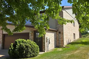 1933 Wilby Rd, Albert Lea, MN 56007 - Photo 2