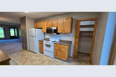 1933 Wilby Road, Albert Lea, MN 56007 - Photo 12