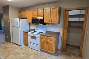 1933 Wilby Rd, Albert Lea, MN 56007 - Photo 12