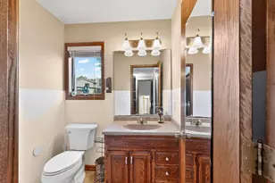2217 Regent Ln SW, Rochester, MN 55902 - Photo 20