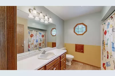 2217 Regent Lane SW, Rochester, MN 55902 - Photo 22