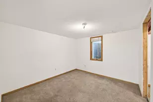 1056 Glenhill Rd, Shoreview, MN 55126 - Photo 22