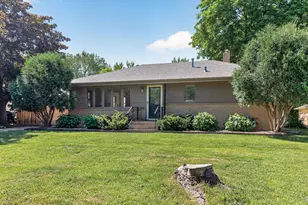 1056 Glenhill Rd, Shoreview, MN 55126 - Photo 30