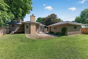 1056 Glenhill Rd, Shoreview, MN 55126 - Photo 26