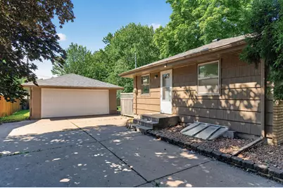1056 Glenhill Road, Shoreview, MN 55126 - Photo 24