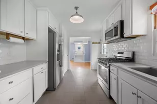 2736 McNair Dr N, Robbinsdale, MN 55422 - Photo 10