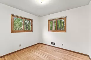 1760 Garland Ln N, Plymouth, MN 55447 - Photo 20