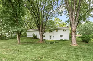 1760 Garland Ln N, Plymouth, MN 55447 - Photo 34