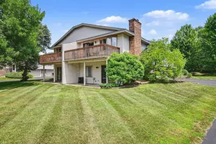 5654 Chatsworth St N, Shoreview, MN 55126 - Photo 26
