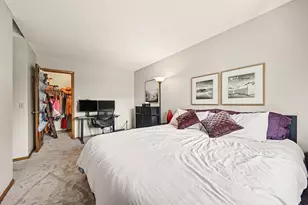 5654 Chatsworth St N, Shoreview, MN 55126 - Photo 18