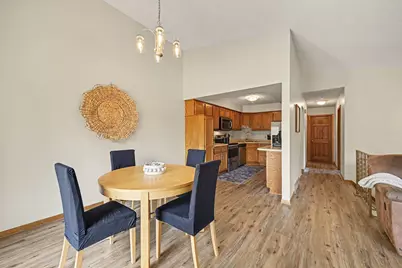 5654 Chatsworth Street N, Shoreview, MN 55126 - Photo 10