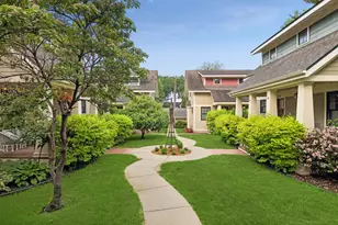 812 NE Main St, Minneapolis, MN 55413 - Photo 2