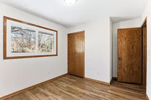 936 Jefferson Ave, Saint Paul, MN 55102 - Photo 10
