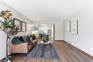 936 Jefferson Ave, Saint Paul, MN 55102 - Photo 4
