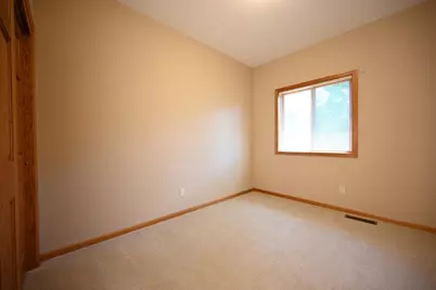 461 Roundhouse Street, Shakopee, MN 55379 - Photo 14
