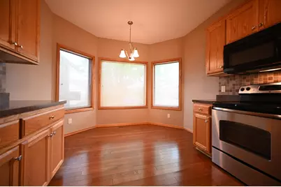 461 Roundhouse Street, Shakopee, MN 55379 - Photo 8