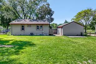 2097 Pinewood Dr, Mounds View, MN 55112 - Photo 24