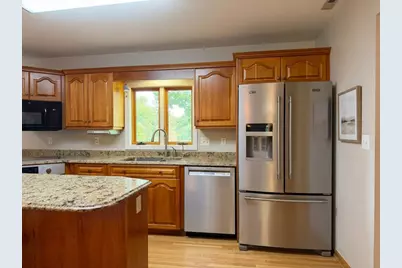 610 Woodland Drive, Fergus Falls, MN 56537 - Photo 16