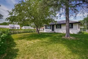 1783 Pinewood Dr, Shoreview, MN 55126 - Photo 42