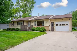 219 Floral Ave, Mankato, MN 56001 - Photo 2