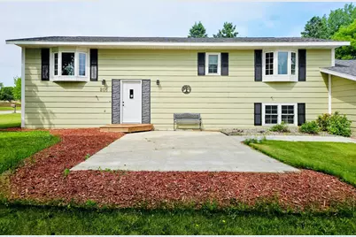206 Pine Street SW, New London, MN 56273 - Photo 4
