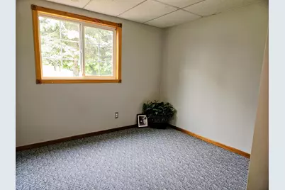 206 Pine Street SW, New London, MN 56273 - Photo 16
